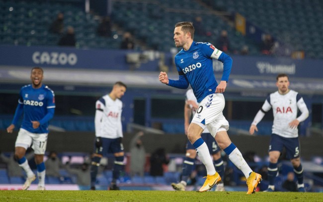 练中加大投 练中加大投